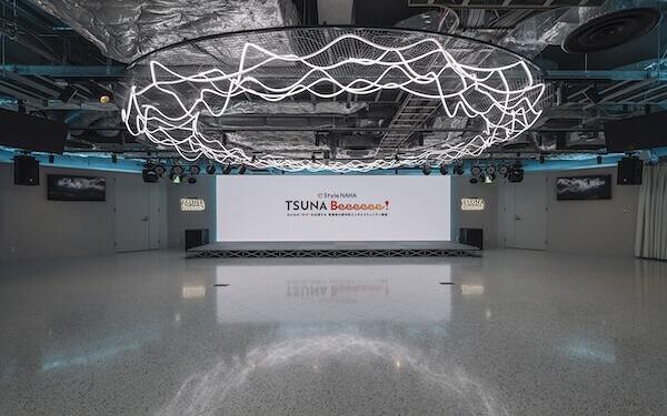 e-Style NAHA TSUNA Beeeeee!