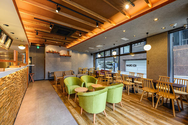CREMAHOP赤坂見附店