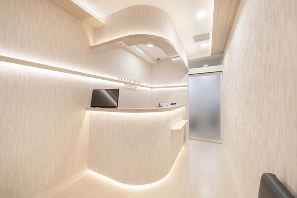 LUX EYE CLINIC