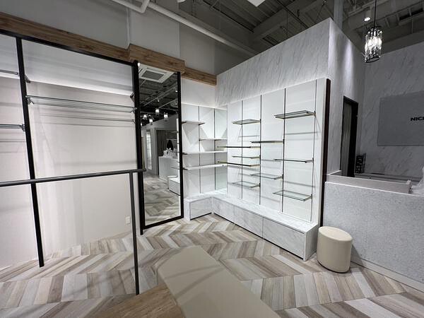 NICE CLAUP/OLIVE des OLIVE OUTLET　仙台泉プレミアム・アウトレット店