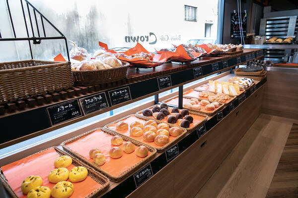 ベーカリーカフェクラウン三鷹店