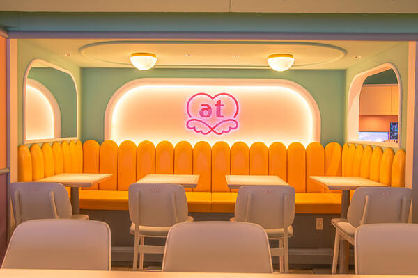 @home cafe 大阪 3F