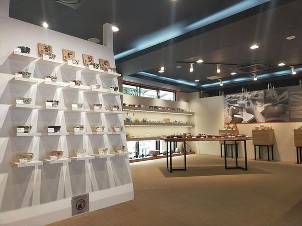 KYOTO POTTERY SHOP