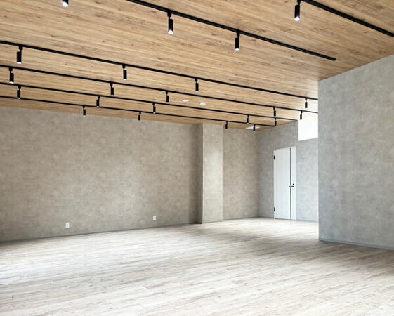 萬年屋　オフィス