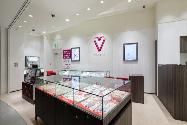 VERITEららぽーと横浜店