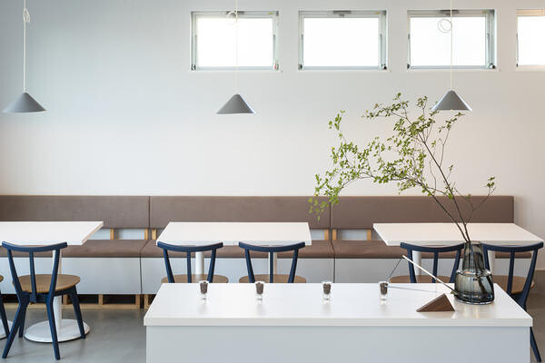 FLATTable coffee & meals