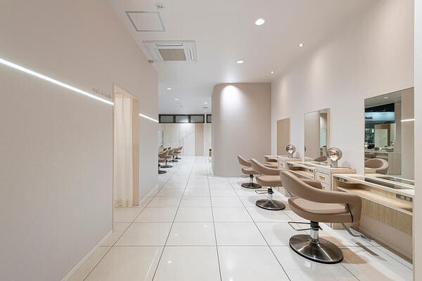 EARTH coiffure beaute 伊勢崎店