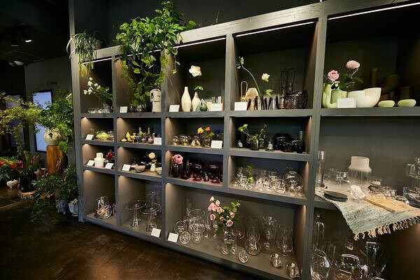 Aoyama Flower Market / FLOWER VASE GALLERY