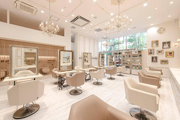 FEERIE AVEDA ARIAKE