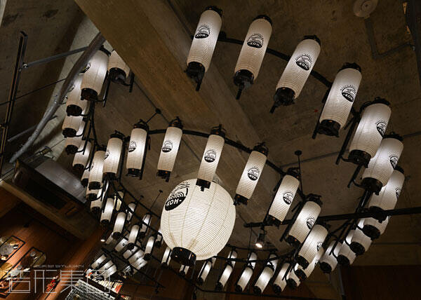 和牛すき焼きと牛骨ラーメン-康- (沖縄)
