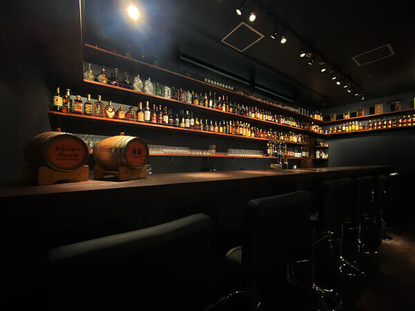 お酒の美術館 マルエイガレリア店