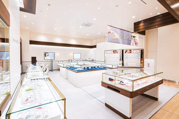 ビジュソフィア ニューポートひたちなかファッションクルーズ店