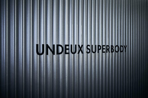 UNDEUX SUPERBODY