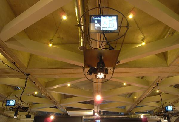 amusement cafe/ blue cherry