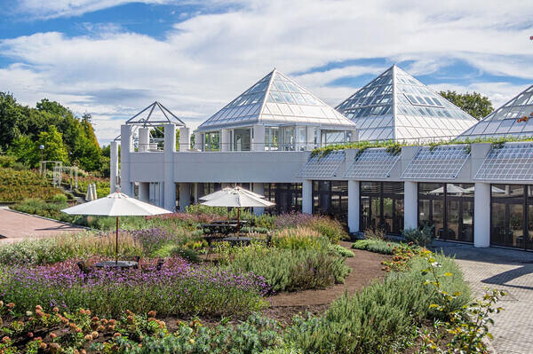 Gunma Flower Park+ 『MINAMO TERRACE』