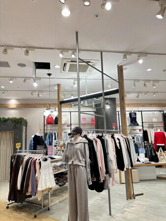 NICE CLAUP/OLIVE des OLIVE 北陸小矢部店