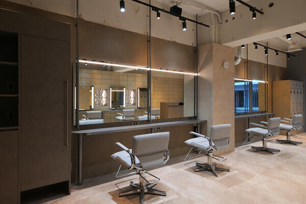 men’s salon Gaudi 広島駅前店