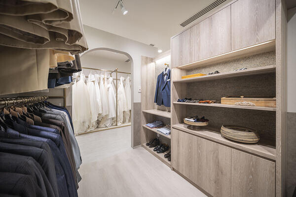 Dress and Styles 南大阪店