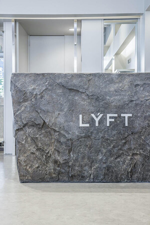 LÝFT Osaka Store