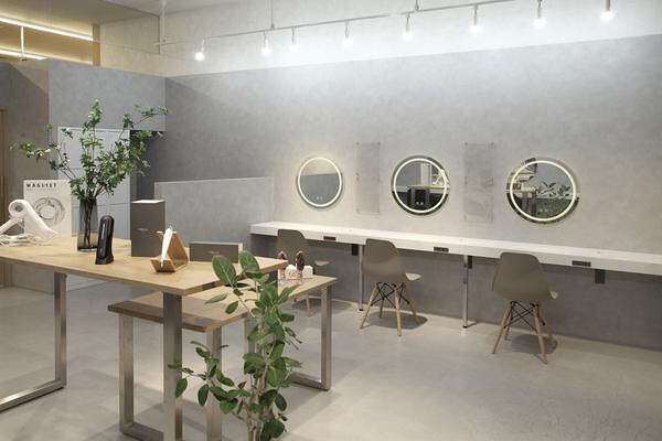 セブンカラーズ TSUTAYA BOOKSTORE 静岡