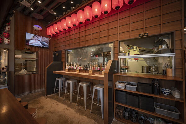 三ツ矢堂製麺 国貿公寓店