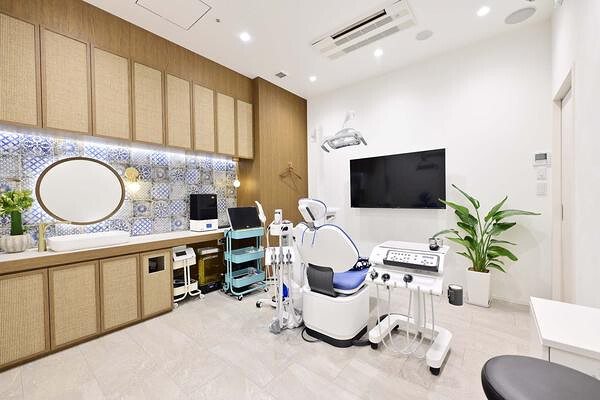 CONTOUR CLINIC TOKYO
