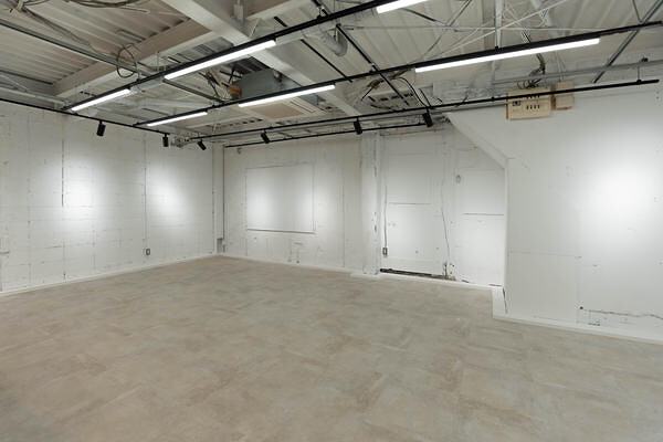 UMA SPACE and GALLERY