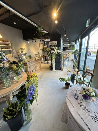 Petite notes for Flower shop &cafe