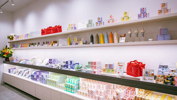 Ｈ＆Ｆ ＢＥＬＸ 札幌ステラプレイス店