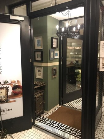 リバーカフェ