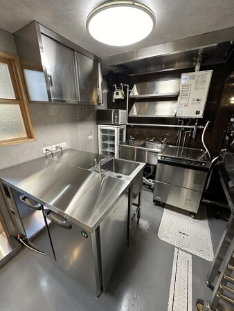 洋菓子乃十六福丸