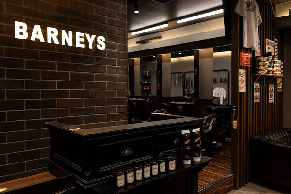 BARNEYS BARBER CLUB