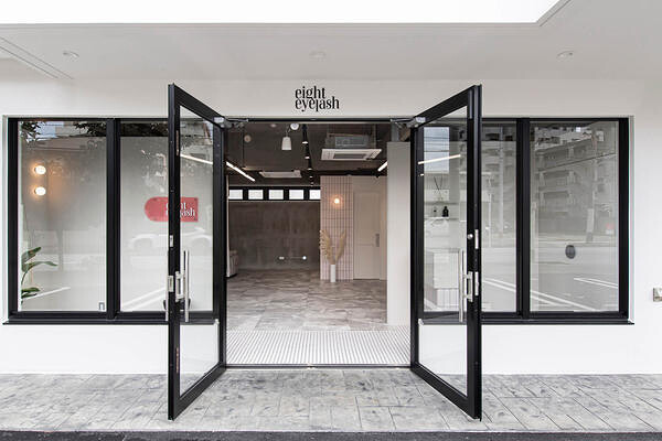 eight eyelash 沖縄北谷店
