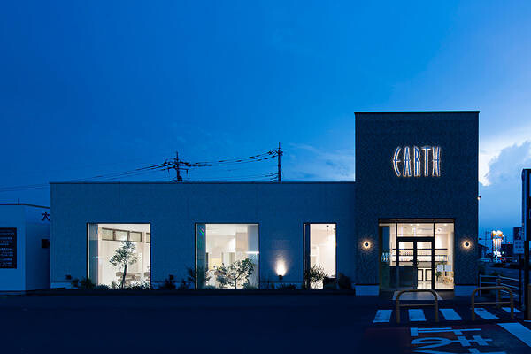 EARTH coiffure beaute 伊勢崎店