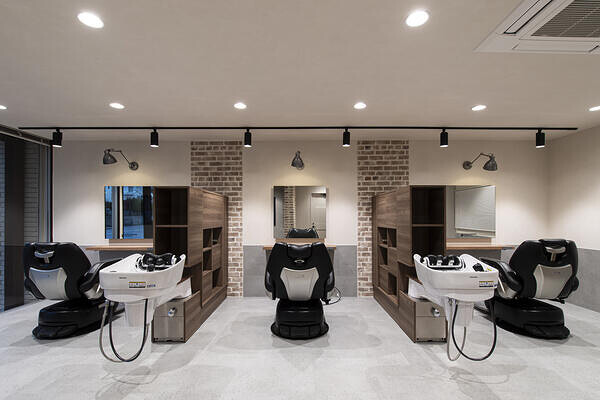 MEN’S GROOMING SALON by rodan