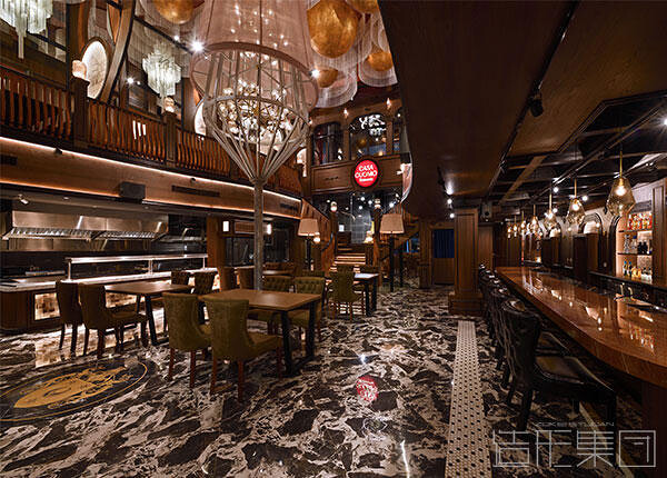 CUOMO LOUNGE BAR(インドネシア・ジャカルタ)